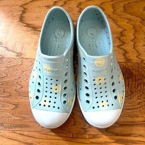 Kids Native shoes Size 11T